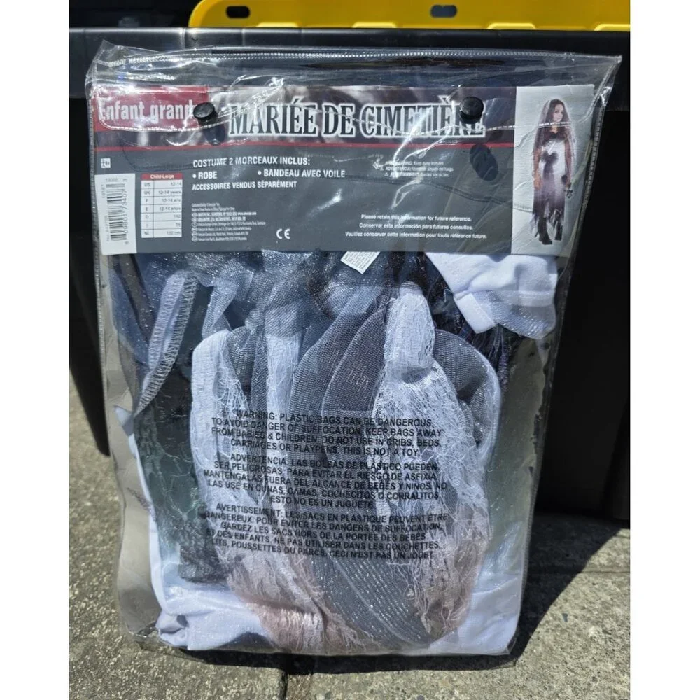 Graveyard Bride Halloween Costume Wedding Dress &Veil Child Size Large 12-14 NEW - Picture 3 of 4
